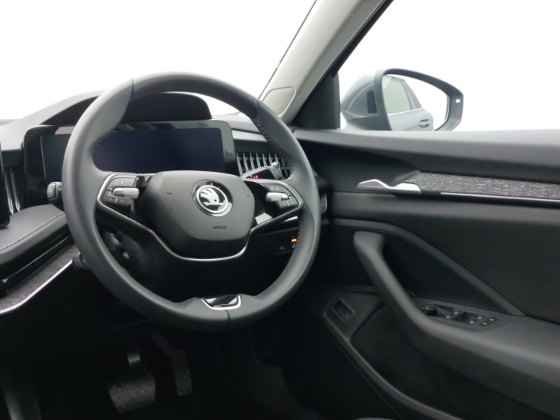 Used Skoda Superb 2024 for sale - 76354016: Photo 10