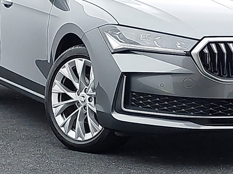 Used Skoda Superb 2024 for sale - 76354016: Photo 9