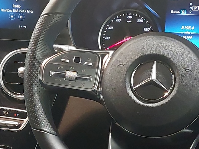 Used Mercedes-Benz GLC 2022 for sale - 76070776: Photo 11
