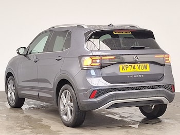 Used Volkswagen T-Cross 2024 for sale - 77105041: Photo