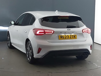 Used Ford Focus 2023 for sale - 76906453: Photo