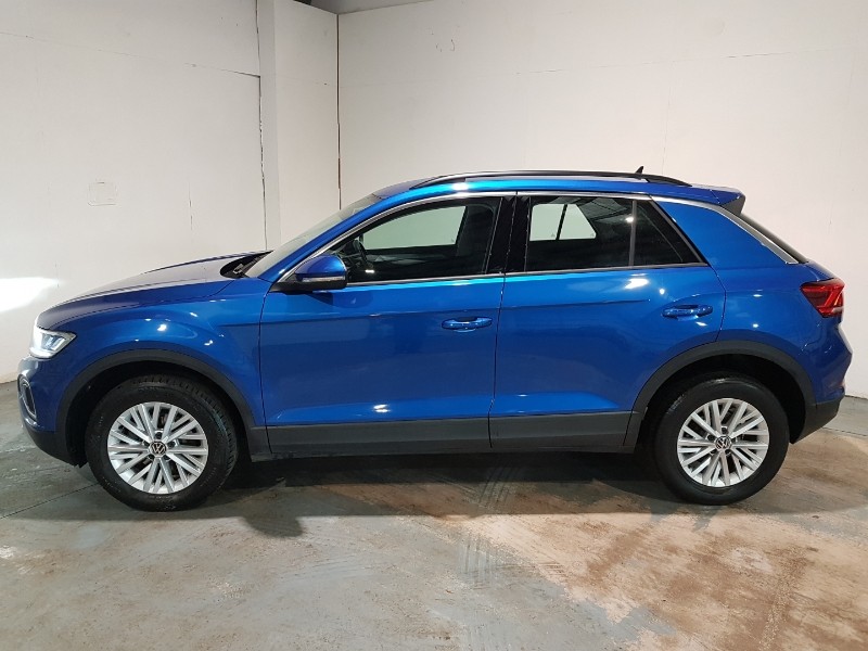 Used Volkswagen T-Roc 2023 for sale - 77536968: Photo 4