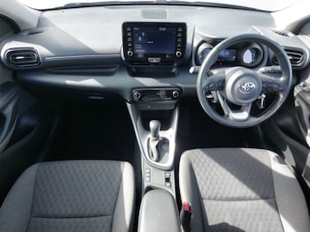 Used Toyota Yaris 2021 for sale - 78848226: Photo