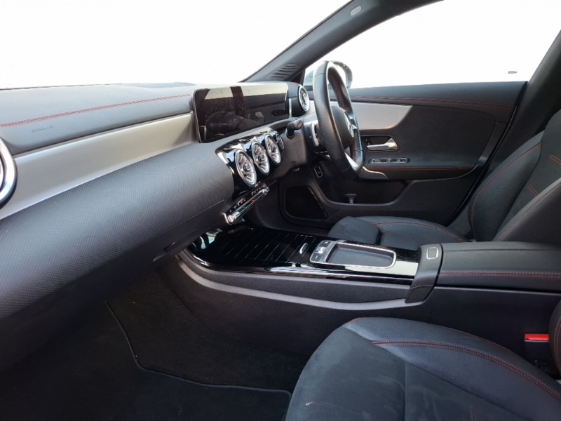 Used Mercedes-Benz CLA 2024 for sale - 76737768: Photo 5