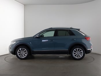 Used Volkswagen T-Roc 2024 for sale - 78940448: Photo