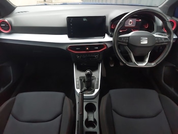 Used SEAT Arona 2023 for sale - 77875393: Photo
