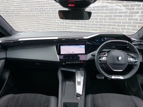 Used Peugeot 308 2023 for sale - 76306000: Photo 2