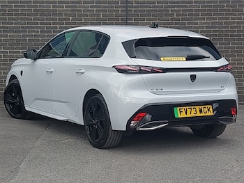 Used Peugeot 308 2023 for sale - 76306000: Photo