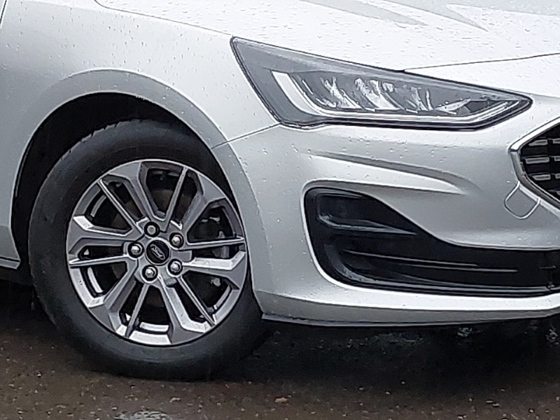 Used Ford Focus 2022 for sale - 76947972: Photo 9