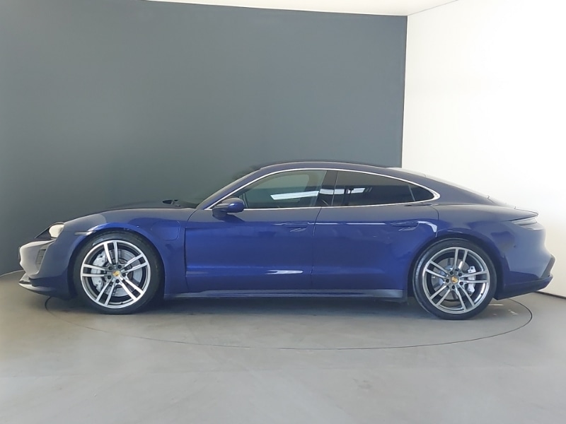 Used Porsche Taycan 2020 for sale - 78114536: Photo 4