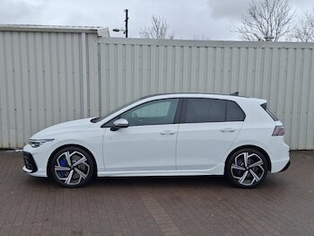 Used Volkswagen Golf 2025 for sale - 78127000: Photo