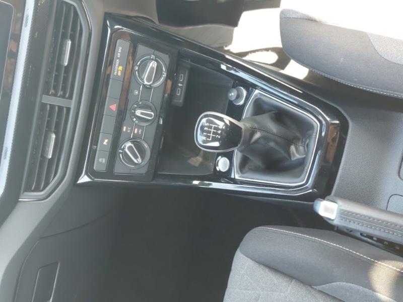 Used Volkswagen T-Cross 2024 for sale - 76506573: Photo 10