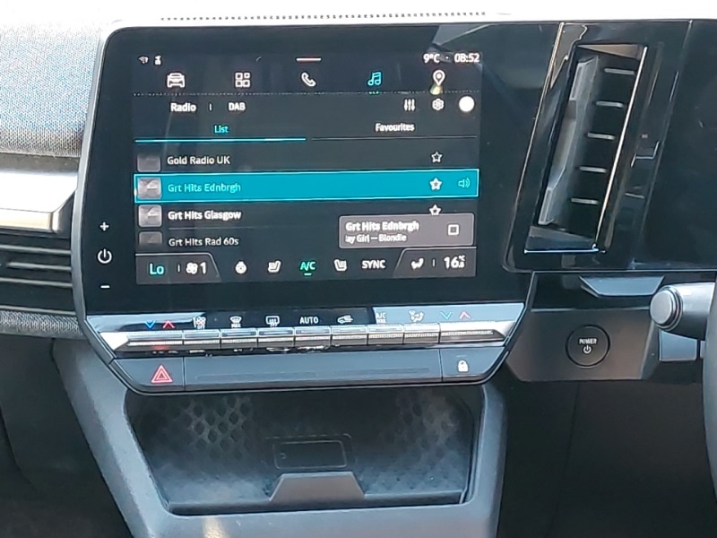 Used Renault Megane E Tech 2024 for sale - 77985405: Photo 11