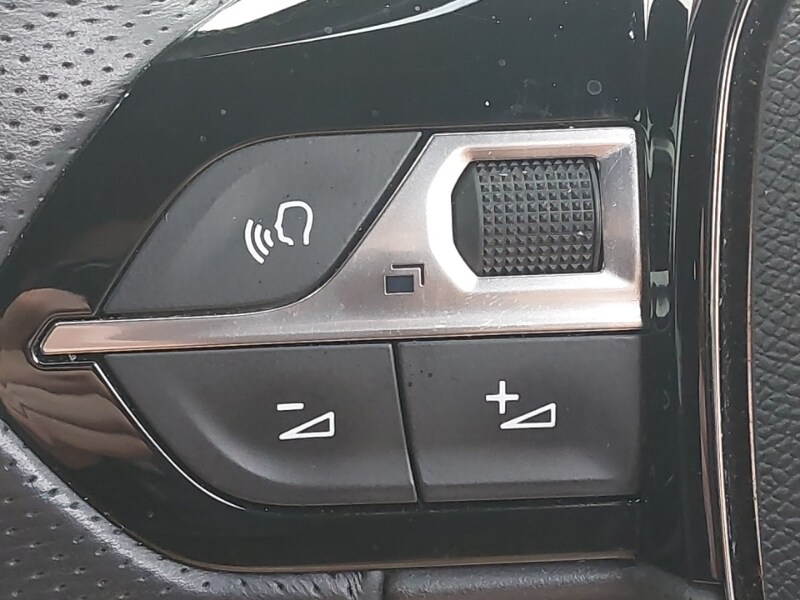 Used Peugeot 2008 2023 for sale - 77467424: Photo 12