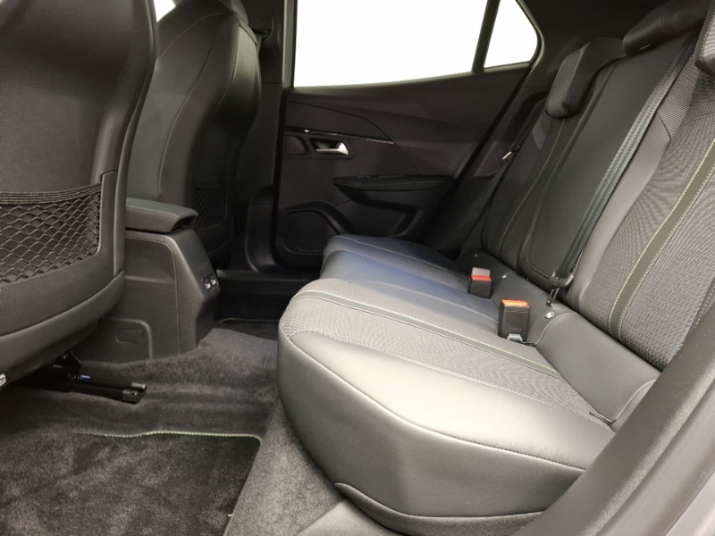 Used Peugeot 2008 2023 for sale - 76770421: Photo 6