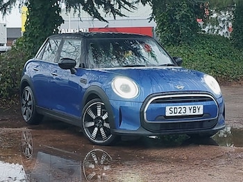2023 - 1.5 Cooper Exclusive 5dr Auto [Comfort/Nav Pack]