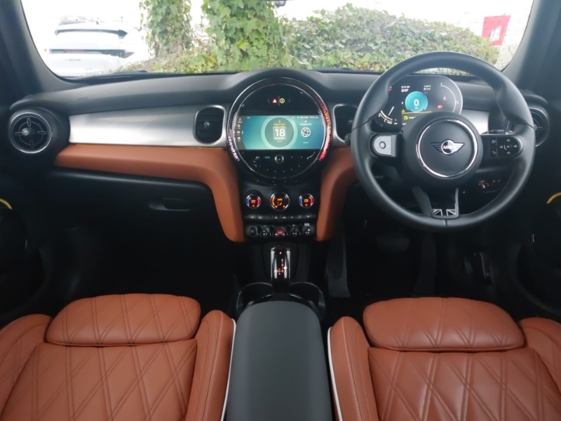 Used MINI Hatch 2023 for sale - 76983740: Photo 2