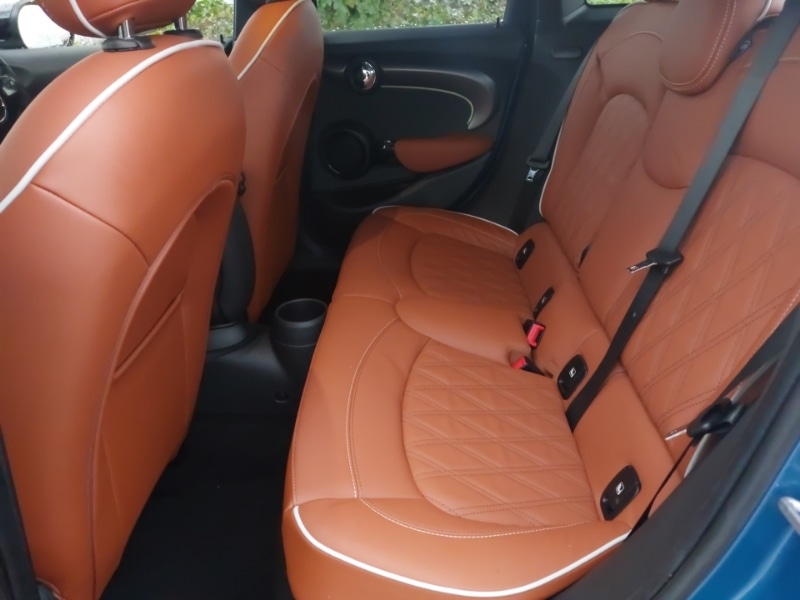 Used MINI Hatch 2023 for sale - 76983740: Photo 6