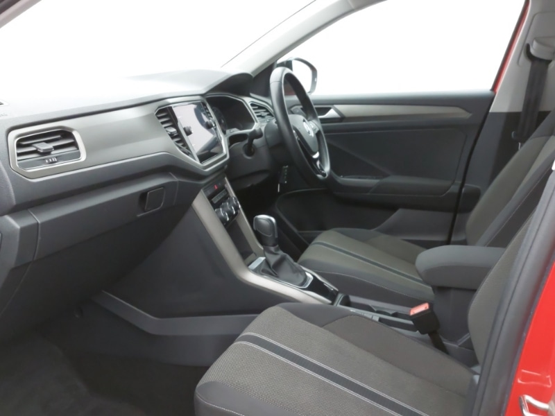 Used Volkswagen T-Roc 2020 for sale - 77563233: Photo 5