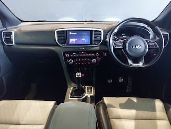 Used Kia Sportage 2020 for sale - 75617719: Photo