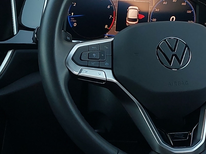 Used Volkswagen T-Roc 2023 for sale - 77214323: Photo 10