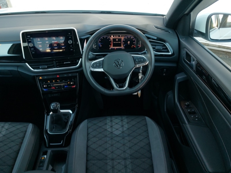 Used Volkswagen T-Roc 2023 for sale - 77214323: Photo 11