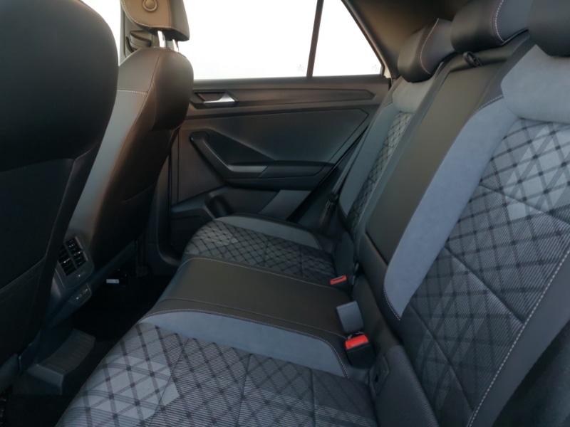 Used Volkswagen T-Roc 2023 for sale - 77214323: Photo 6