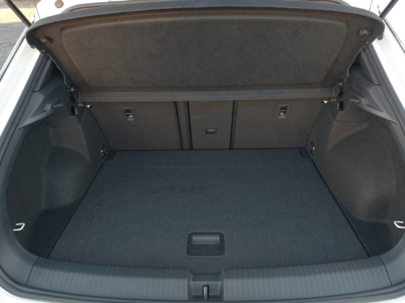 Used Volkswagen T-Roc 2023 for sale - 77214323: Photo 8