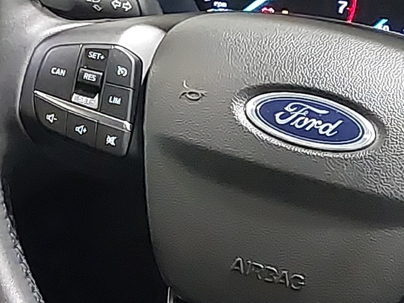 Used Ford Focus 2023 for sale - 77955104: Photo 11