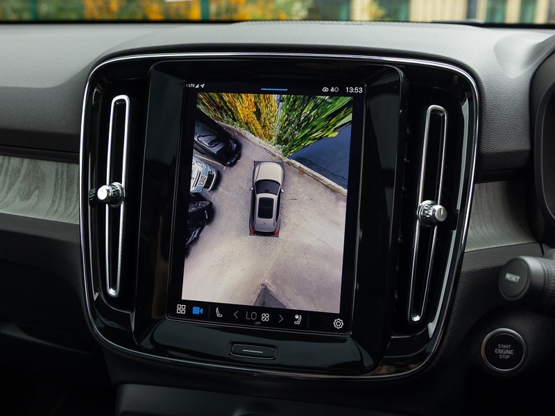 Used Volvo XC40 2024 for sale - 76860839: Photo 8