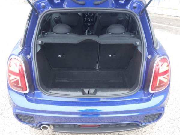 Used MINI Hatch 2020 for sale - 76301237: Photo 8