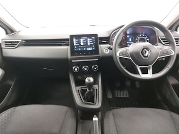 Used Renault Clio 2021 for sale - 77717656: Photo