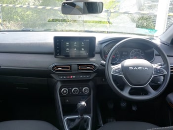 Used Dacia Sandero Stepway 2023 for sale - 78211719: Photo