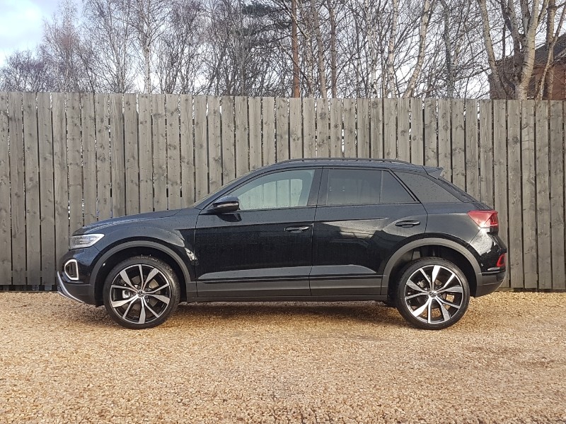 Used Volkswagen T-Roc 2025 for sale - 77434472: Photo 4
