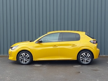 Used Peugeot 208 2023 for sale - 79546030: Photo