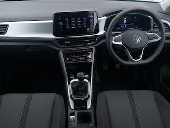 Used Volkswagen T-Roc 2025 for sale - 78089320: Photo