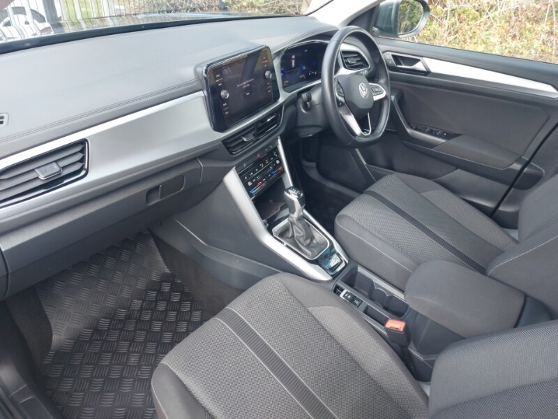 Used Volkswagen T-Roc 2023 for sale - 77999195: Photo 5