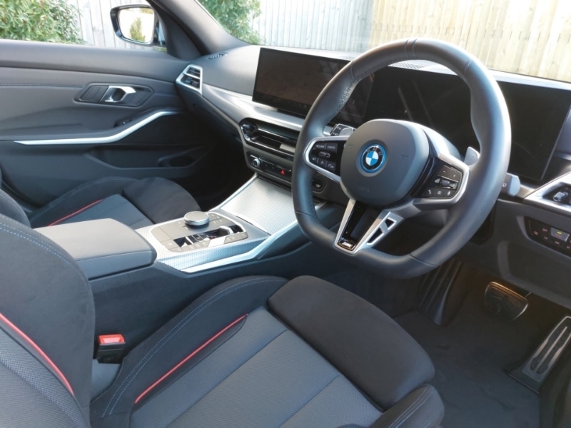 Used BMW 3 Series 2025 for sale - 76404318: Photo 6