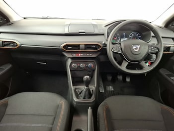 Used Dacia Sandero Stepway 2022 for sale - 79242672: Photo