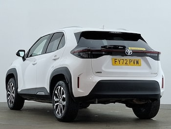 Used Toyota Yaris Cross 2022 for sale - 78547378: Photo
