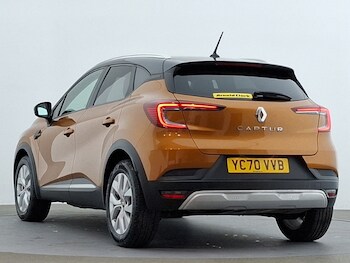 Used Renault Captur 2020 for sale - 77686308: Photo
