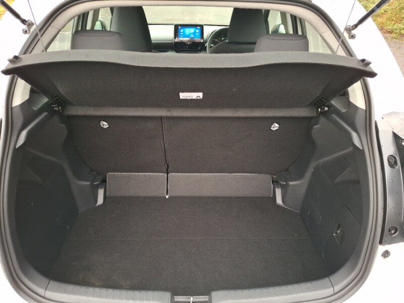 Used Mazda Mazda2 HYBRID 2024 for sale - 77987162: Photo 8