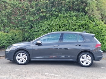 Used Volkswagen Golf 2024 for sale - 78538892: Photo