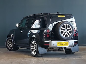 Used Land Rover Defender 2022 for sale - 79585624: Photo
