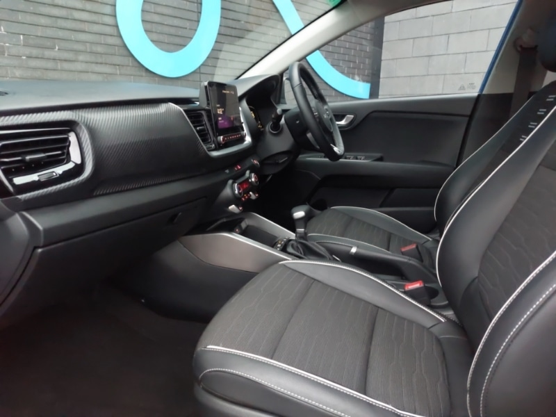 Used Kia Stonic 2024 for sale - 76511218: Photo 5