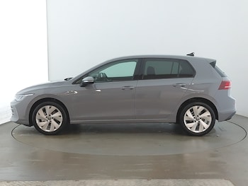 Used Volkswagen Golf 2025 for sale - 77419502: Photo