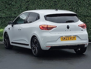 Used Renault Clio 2023 for sale - 77876904: Photo
