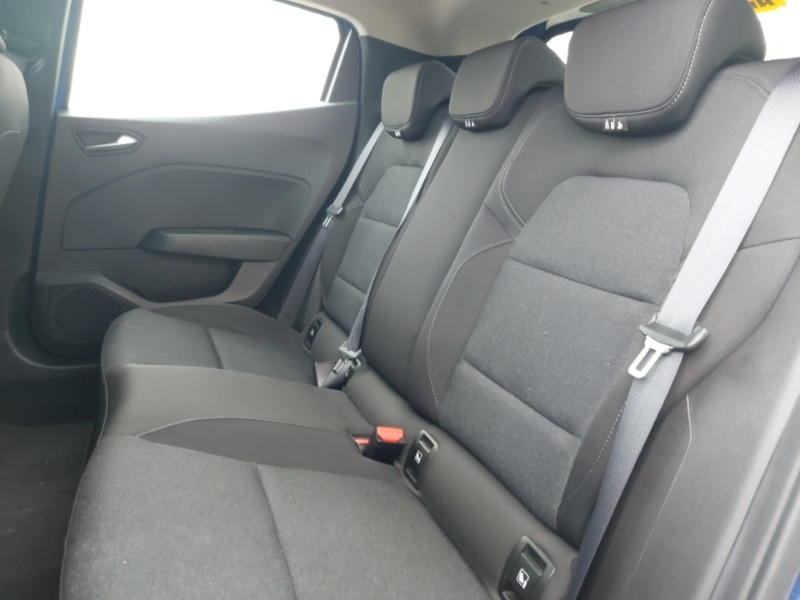 Used Renault Clio 2023 for sale - 77771892: Photo 6