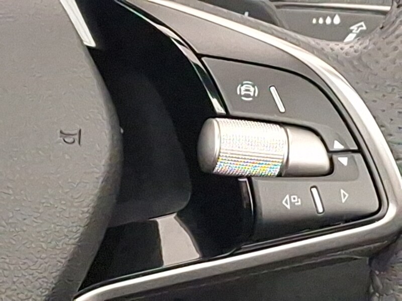 Used Skoda Karoq 2024 for sale - 77652507: Photo 11