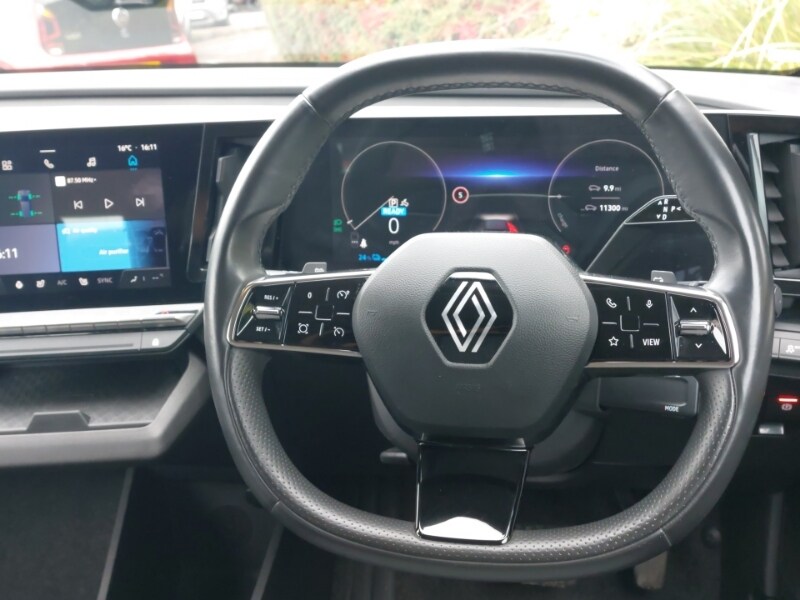 Used Renault Megane E Tech 2022 for sale - 76737436: Photo 7